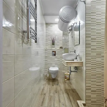 Romance & Free Parking Burgaz