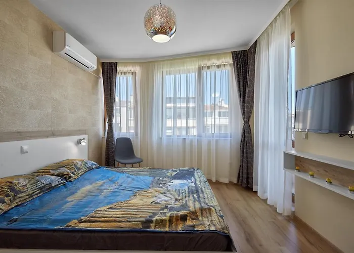Romance & Free Parking Apartamento Burgas