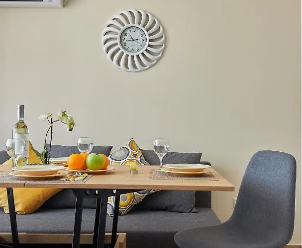 Romance & Free Parking * Бургас